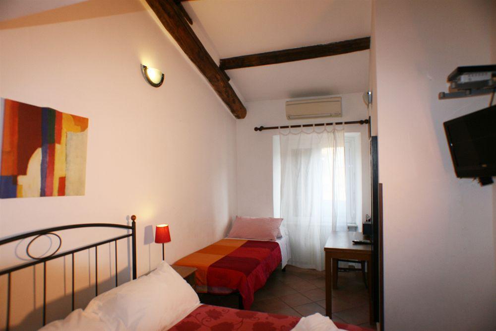 Sixtythree Guesthouse Rom Exterior foto
